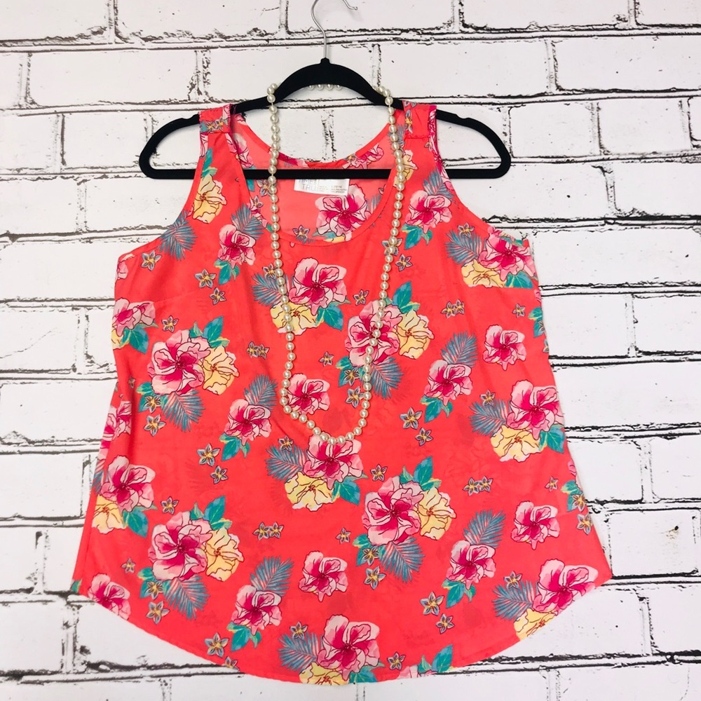 Floral print sleeveless top